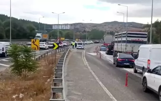 Bozüyük Çevreyolu'nda Tek Şerit Trafik
