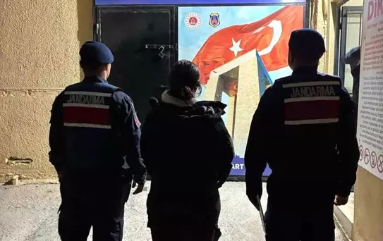 Çanakkale'de Jandarma Denetimi: 8 Tutuklama