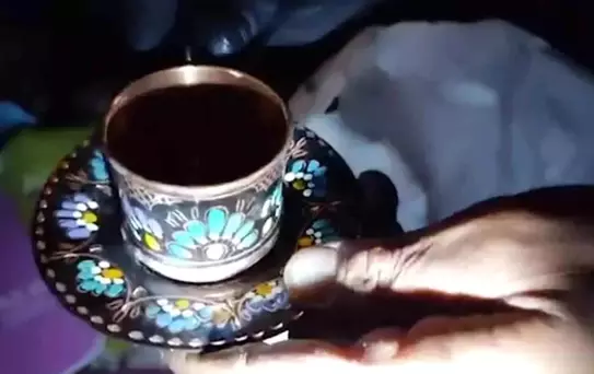 Çöp çöp dolaşıp servet topluyorlar! Bulduğu saatin fiyatına inanamadı