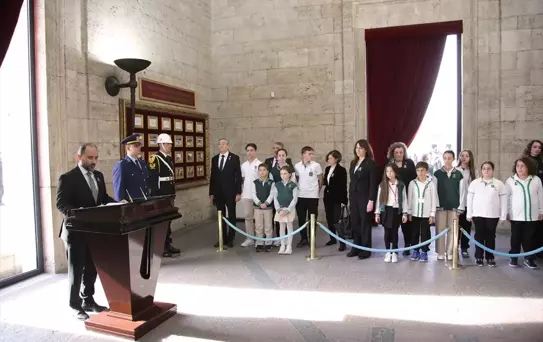 Doğa Koleji Atatürk'ü Anma Ziyareti