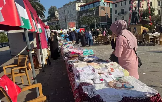 Giresun'da Filistin İçin Hayır Çarşısı