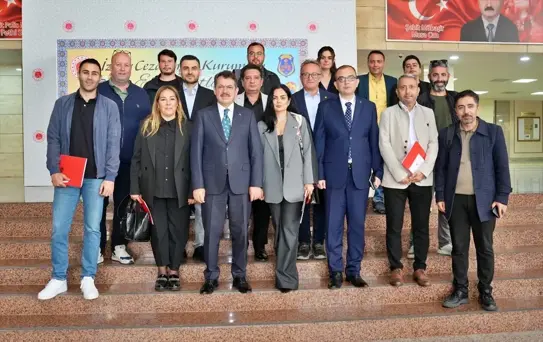 İzmir'de Adalet Hizmetlerine Hız Veriliyor