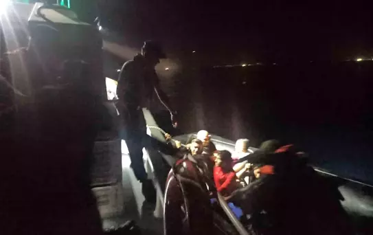 Kuşadası'nda 25 Düzensiz Göçmen Yakalandı