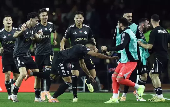 Chelsea'ye de boyun eğmediler! Karabağ Devler Ligi'nde destan yazıyor