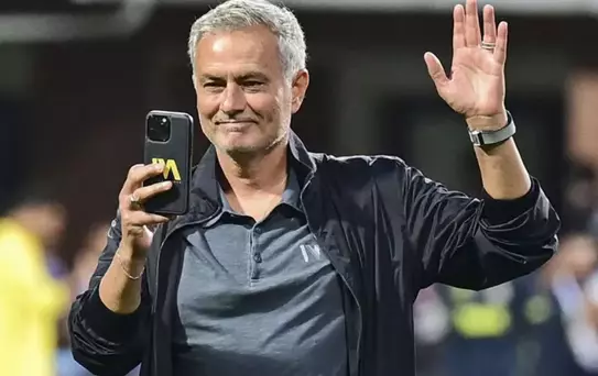 Bomba gerçek ortaya çıktı! Fener taraftarı Mourinho'ya teşekkür ediyor 