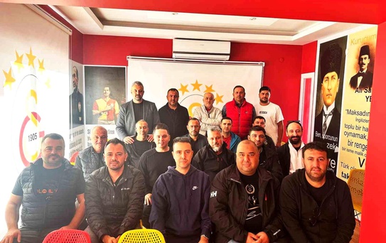 Galatasaray Derneği'nde Güven Tazeleme