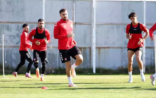 Sivasspor Manisa FK Maçına Hazırlanıyor