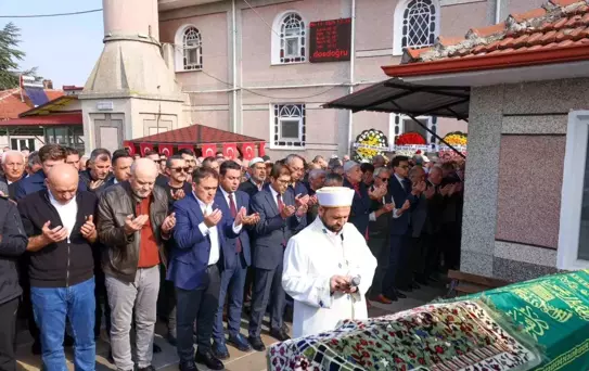 Yaşayan İnsan Hazineleri'nden Salim Yaşar Son Yolculuğuna Uğurlandı