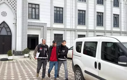 Kocaeli'de Eşini Bıçaklayarak Öldüren Kişi Tutuklandı