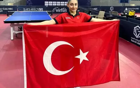 Ebru Acer ve Sümeyra Türk'ten Masa Tenisi'nde Madalyalar