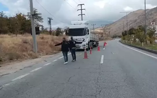 Bitlis'te 20 Kaçak Göçmen Yakalandı