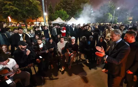 Başkan Alemdar ve Rektör Al, vize haftası öncesi öğrencilerle buluştu