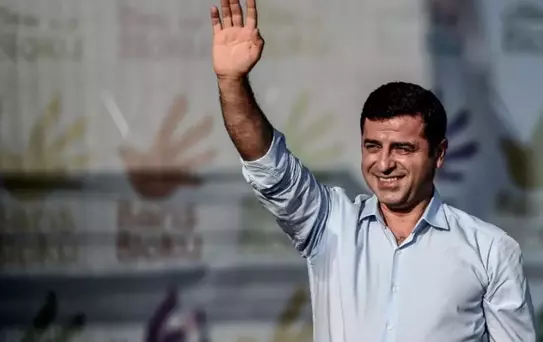 DEM Partili Cengiz Çandar: Gece Ankara'daydım, Demirtaş saatler içinde tahliye olabilir