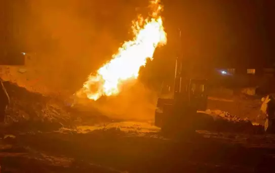 Hatay'da Altyapı Çalışmalarında Doğal Gaz Borusu Patladı, 2 İşçi Yaralandı