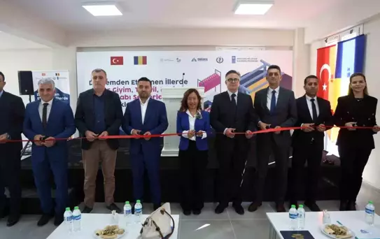 Hatay'da Ayakkabı İmalat ve Eğitim Merkezi Açıldı