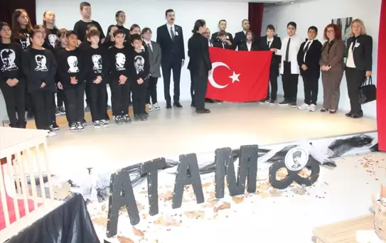 Manyas'ta Atatürk Anma Töreni Düzenlendi