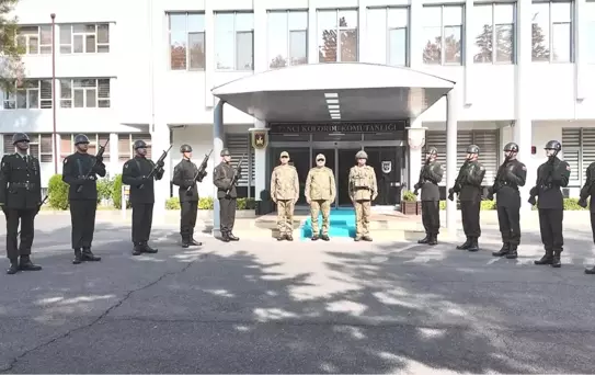 Kara Kuvvetleri Komutanı Tokel, Diyarbakır ve Gaziantep'te İnceleme Yaptı