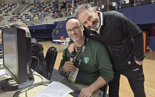 Bir garip olay! Anonsçu olmayan maçta görev bakın kime düştü