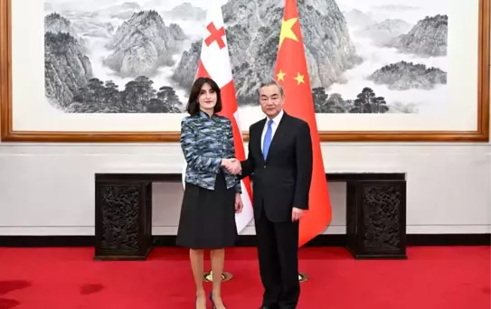 Çin ve Gürcistan İlişkileri Güçleniyor