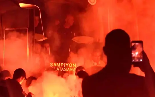 Galatasaray Kocaeli'nde Coşkuyla Karşılandı