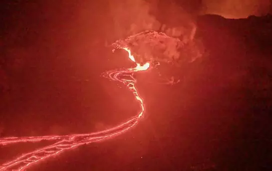 Dünyanın en aktif yanardağı harekete geçti