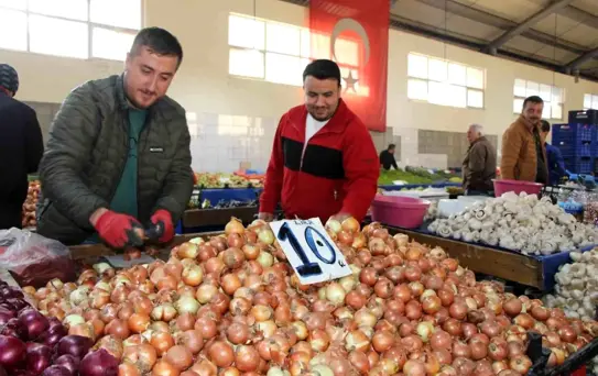 Amasya'da Soğan Fiyatları Sabit: 7 Aydır Kilosu 10 TL