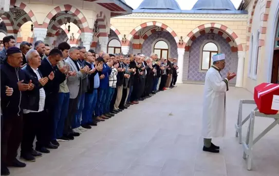 Emekli Polis Mehmet Pehlivan Son Yolculuğuna Uğurlandı