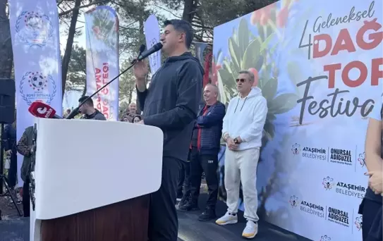 4. Dağ Çileği Festivali Ataşehir'de Yapıldı