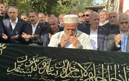 Dilovası'ndaki Yangında 6 Kişi Defnedildi