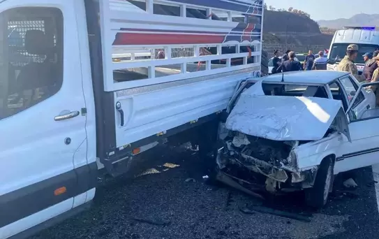 Bingöl'de Trafik Kazası: 1 Ölü, 3 Yaralı