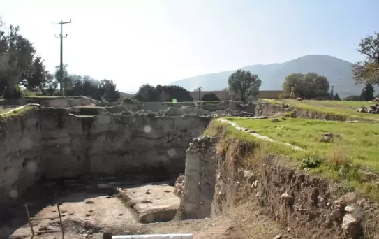 Ulucak'ta 8 Bin Yıllık Seramik Atölyesi Bulundu