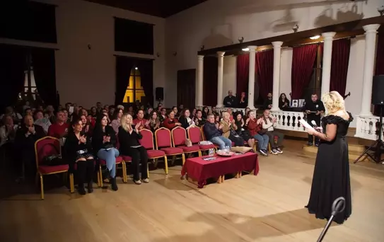 Atatürk 87. Yılında Sevdiği Şarkılarla Anıldı