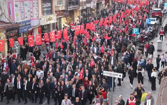 Atatürk, 87. Yılında Anıldı