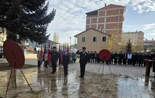 Büyük Önder Atatürk'ü anıyoruz