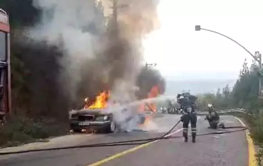Kartepe'de Otomobil Yangını