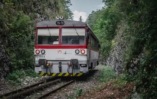 Slovakya'da tren kazası: 30 yaralı