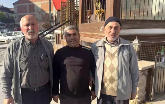 Gırtlak Kanserini Neşeyle Yendi