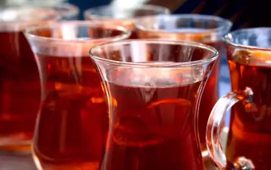 Bakanlık o markayı ifşa etti! Çayda gıda boyası tespit edildi