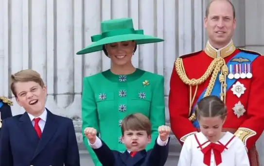 İngiliz tahtının varislerine cep telefonu yasağı