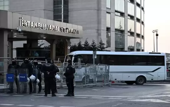 İstanbul Cumhuriyet Başsavcılığı, CHP lideri Özel'in gizli tanık ''Çınar'' ve ''İlke'' iddialarını yalanladı