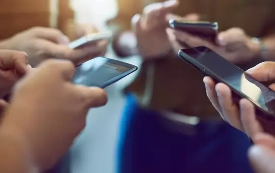 Samsung bellek çiplerine yüzde 60 zam yaptı, telefon ve bilgisayar fiyatları uçacak