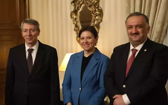 Fuat Oktay, Fransa'nın Türkiye'ye yaklaşımında olumlu yönde radikal değişime şahit olduklarını söyledi Açıklaması