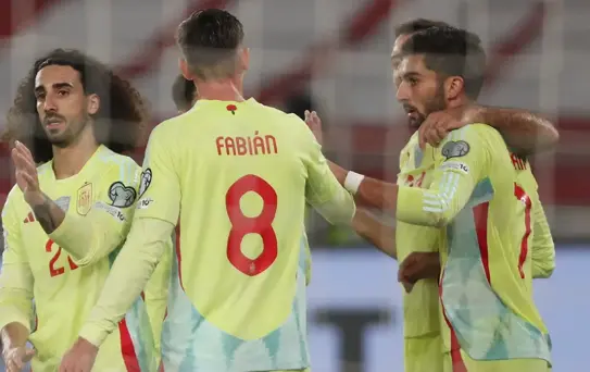 İspanya yine gol yemedi, Gürcistan'a fark attı