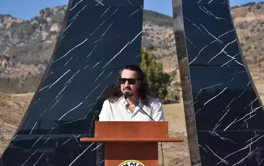 Sarı Çizmeli Mehmet Ağa Anıtı Açıldı