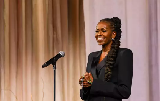 Michelle Obama: ABD Kadın Başkana Hazır Değil