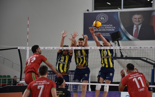 Fenerbahçe Cizre'yi 3-0 Yendi