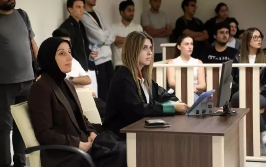 AÜ'de Farazi Duruşma Gerçekleştirildi