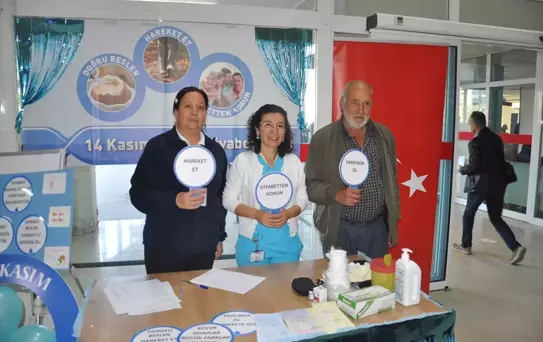 Diyabet Günü'nde Kan Şekeri Ölçümü