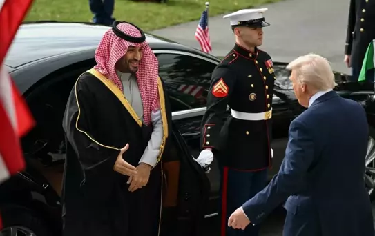Suudi Prensi Beyaz Saray'da: ABD'ye yatırımları 1 trilyon dolara çıkaracağız