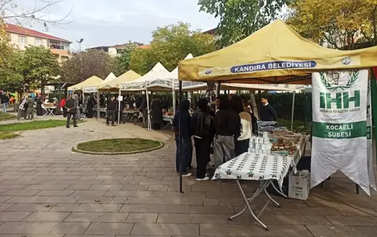 Kandıra'da Gazze'ye destek için kermes düzenlendi
